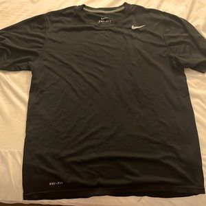 Mens Nike T-shirt - Dri-Fit